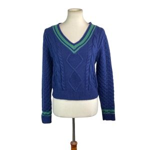 Woman’s Monteau Los Angeles cropped preppy v-neck sweater size L